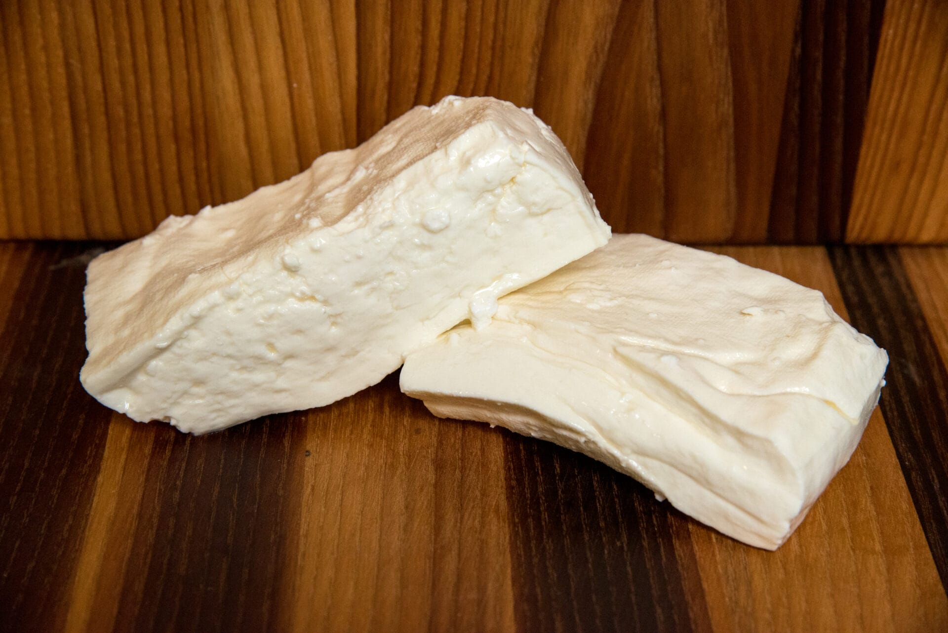 TAM_6040 Mladi punomasni sir kosjeric - Slika 1